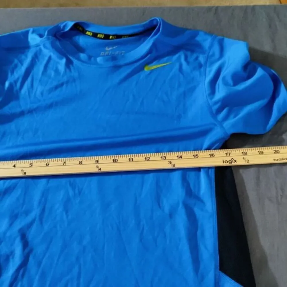 Nike Athletic Dri-Fit Men S Blue‎ Mesh Back Soccer Short Sleeve Swoosh Shirt VTG